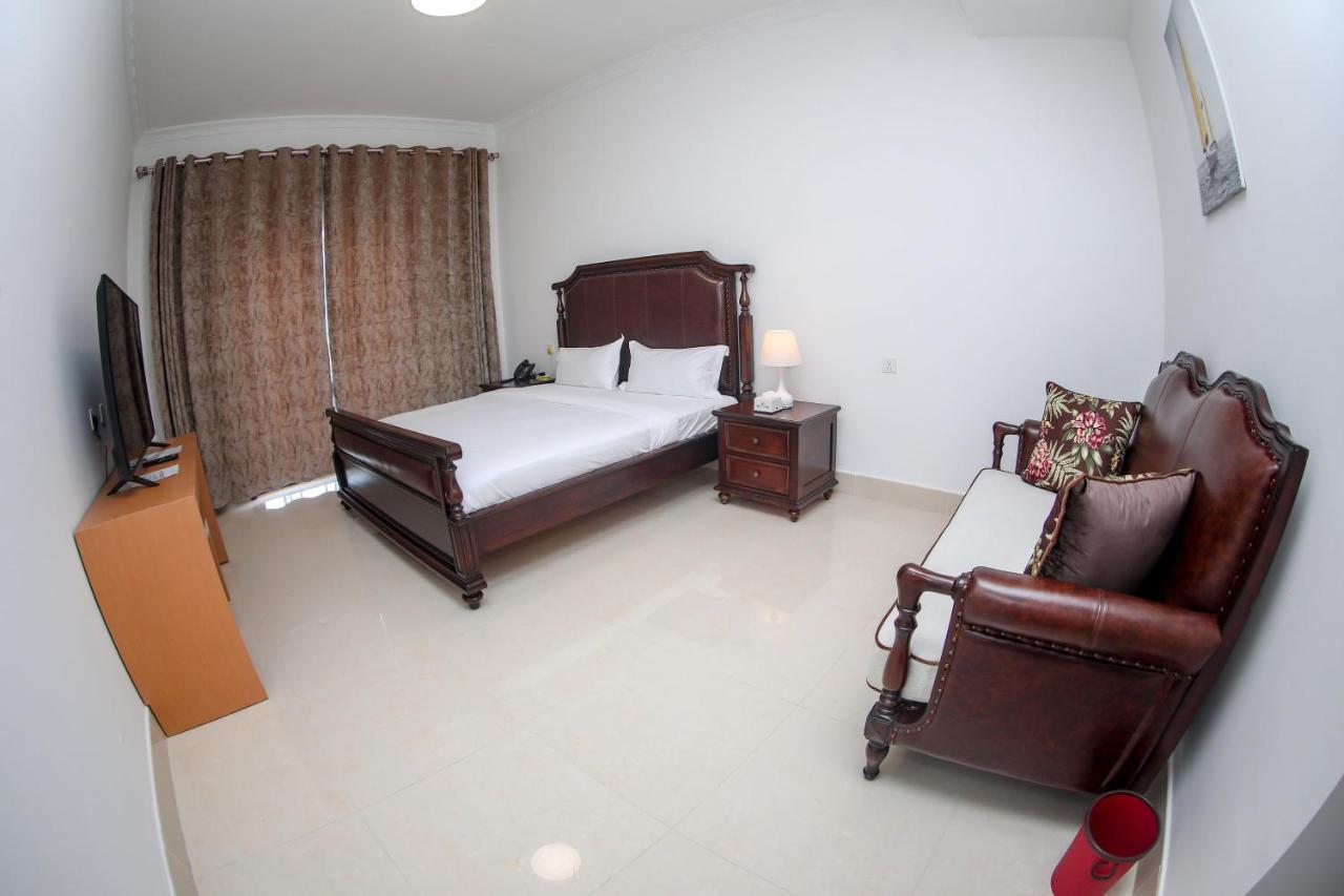 Lark Hotel Dár Al-Szalám Kültér fotó