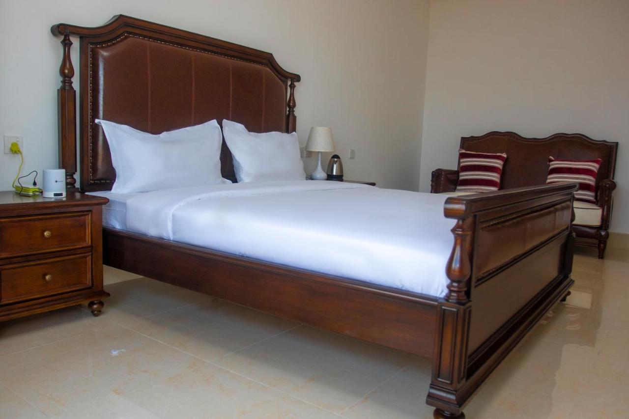 Lark Hotel Dár Al-Szalám Kültér fotó