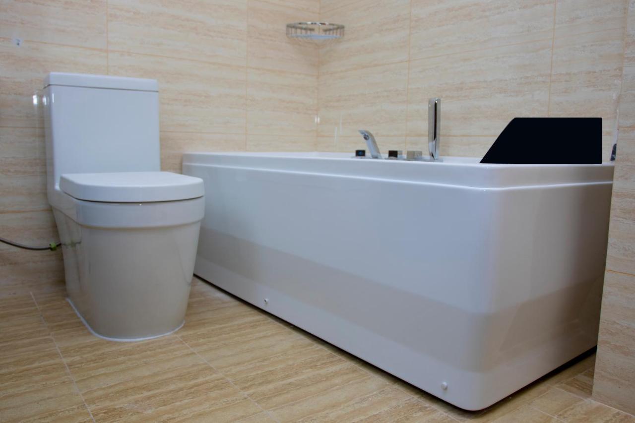 Lark Hotel Dár Al-Szalám Kültér fotó