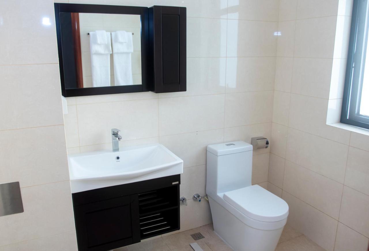 Lark Hotel Dár Al-Szalám Kültér fotó