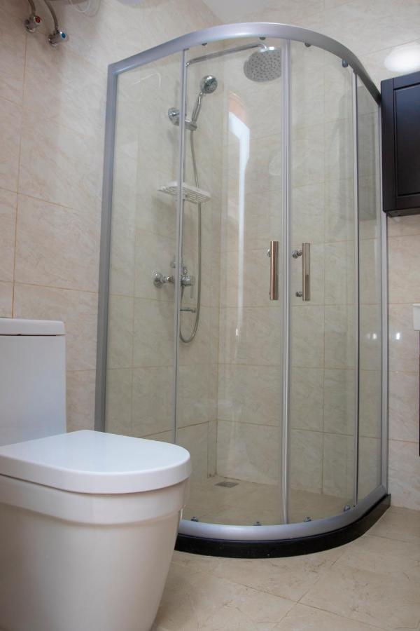 Lark Hotel Dár Al-Szalám Kültér fotó