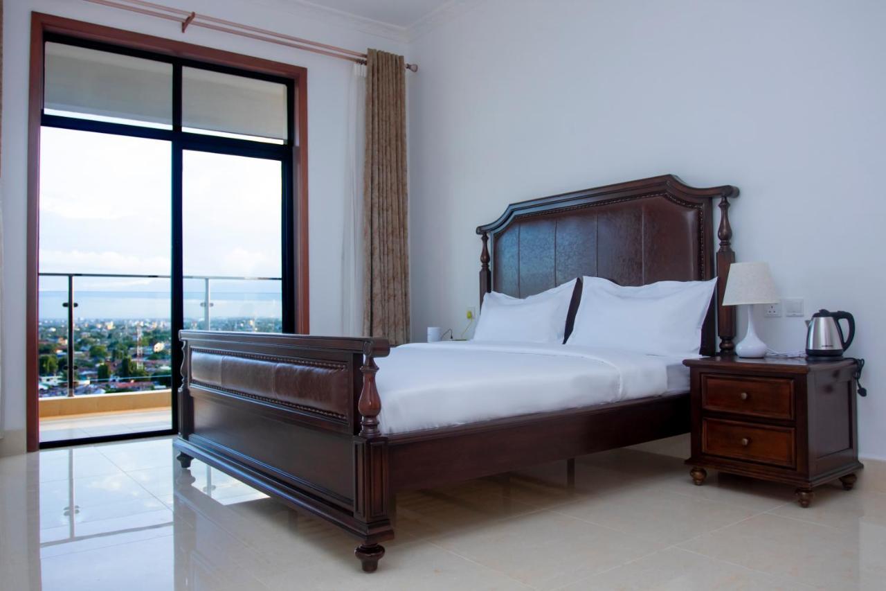 Lark Hotel Dár Al-Szalám Kültér fotó