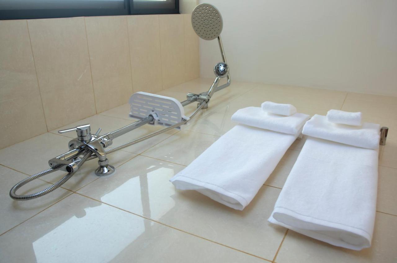 Lark Hotel Dár Al-Szalám Kültér fotó